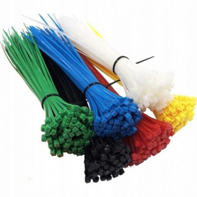 Spalvoti plastikiniai užtraukėjai 600 vnt.
