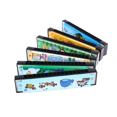 Vaikiška lūpinė armonikėlė...