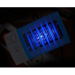 Vabzdžių gaudyklė su UV lempomis