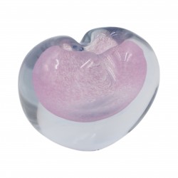 Stiklinė širdelės formos dekoracija/ vaza – 15×8.5×11 cm Stiklinė širdelės formos dekoracija/ vaza – 15×8.5×11 cm