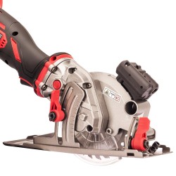 Akumuliatorinis diskinis pjūklas 115mm su lazeriu WORCRAFT 20V LI-ION