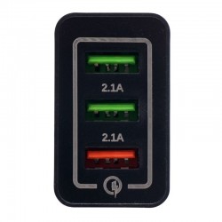 Įkroviklis 220V greito krovimo 2xUSB/ 2.1A +1USB/ QC3.0 Įkroviklis 220V greito krovimo 2xUSB/ 2.1A +1USB/ QC3.0