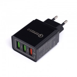 Įkroviklis 220V greito krovimo 2xUSB/ 2.1A +1USB/ QC3.0 Įkroviklis 220V greito krovimo 2xUSB/ 2.1A +1USB/ QC3.0