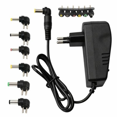 Universalus reguliuojamas maitinimo adapteris su 6 antgaliais, 3–12 V, 24 W