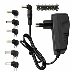 Universalus reguliuojamas maitinimo adapteris su 6 antgaliais, 3–12 V, 24 W