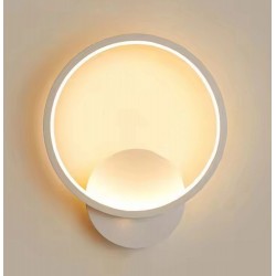 Sieninis LED šviestuvas