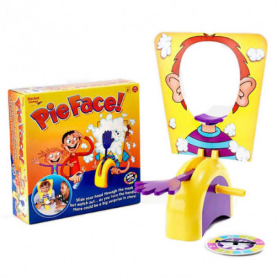 Stalo žaidimas PieFace!